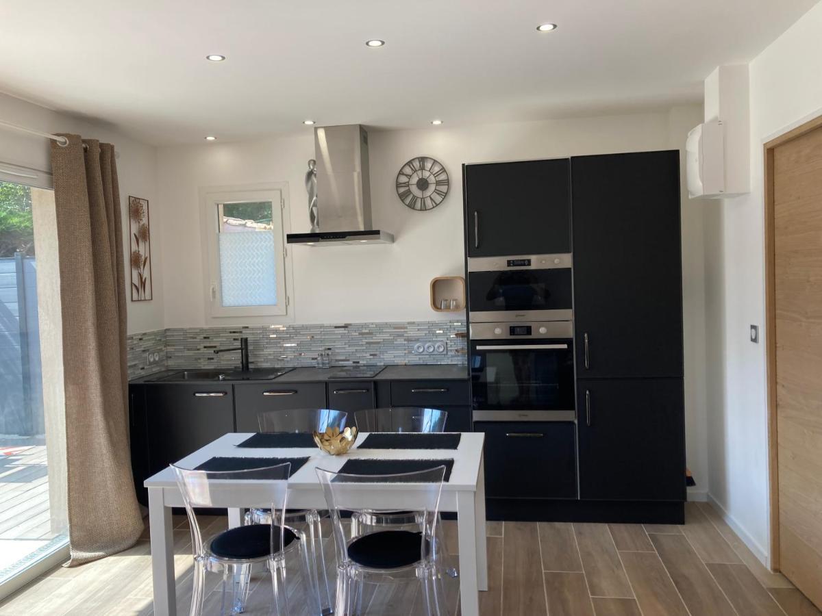 Villa Célina Accessible PMR Sanary-sur-Mer Kültér fotó